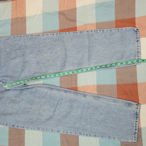 Levis 550 Relaxed Tapered Leg Size 10M Mom Jeans - Picture 7 of 9